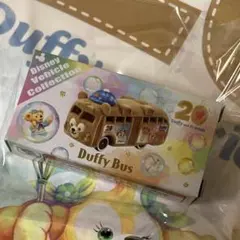 ディズニー　カラフルハピネス　ダッフィー　トミカ　ダッフィーバス