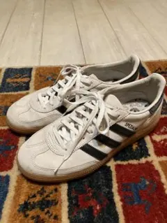アディダス スペツィアル ホワイト/ブラック スニーカー　スエード