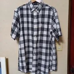 美品　GU　半袖チェックシャツ 白黒　大きいサイズ　XL