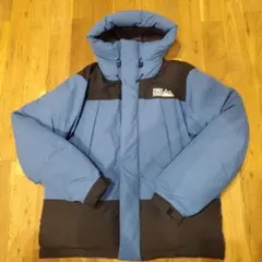 ブルー ダウンジャケット