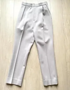 Sov. パンツ　プリーツ、センターライン