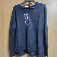 Vネックニット Fサイズ　ダークブルー