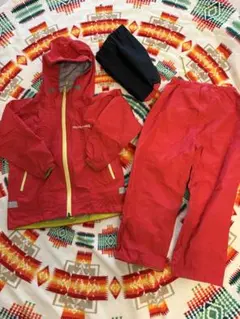 モンベル　レイントレッカーキッズ　110