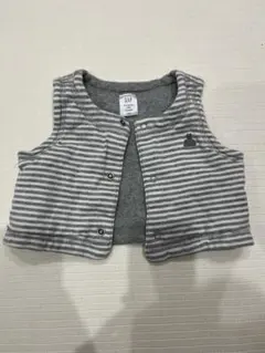 GAPベビー　グレー ストライプ ベビーベスト