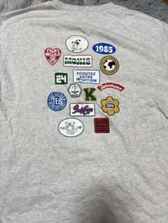 半袖 Tシャツ グレー ハート刺繍 バックプリント