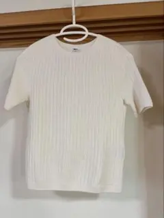 UNIQLO ホワイト リブ編み 半袖ニット