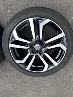 VOLVO 純正 18インチ タイヤホイールセット 美品のサムネイル