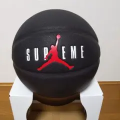 Supreme Jordan バスケットボール ブラック 新品 - メルカリ