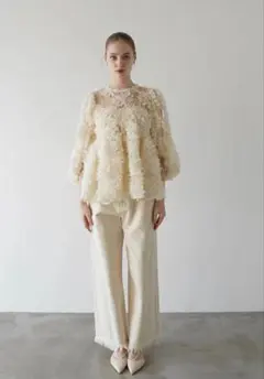 W FACE FLOWER JACQUARD SHIRRING TOPS - メルカリ