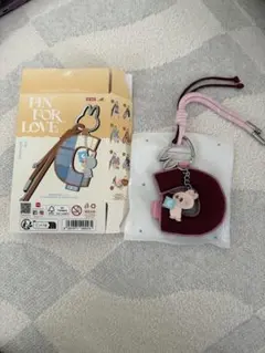 正規品POPMARTLABUBUPINFORLOVEイニシャルGキーホルダー