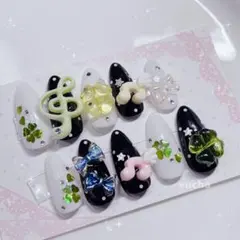 Item thumbnail for item 68cc2359-47eb-4831-8c78-3aef17ed6c4d