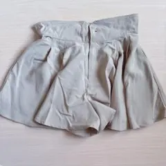 mysty woman ベージュ ショートパンツのサムネイル