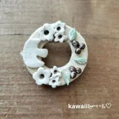 オーブン粘土ブローチ 鳥と花꒰⁠⑅⁠ᵕ⁠༚⁠ᵕ⁠꒱⁠˖⁠♡