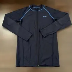 Nike ラッシュガード 紺色　160センチ