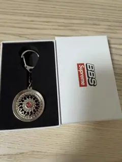 m*i様 【未使用品】Supreme × BBS ホイール キーホルダー BOX - メルカリ