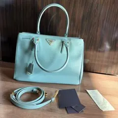PRADA サフィアーノレザーバッグ　SAFFIANO LUX BN1874