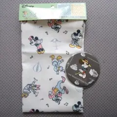 ディズニー ミッキーキャラクタ ランチクロス&缶バッジ