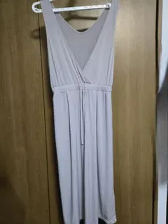 グレー ノースリーブ サロペット