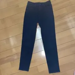 ユニクロスキニーハイライズアンクルジーンズブラック25(63.5)標準丈68cm