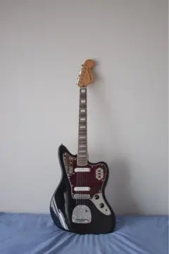 [美品] Squier Jaguar Classic Vibe '70sのサムネイル