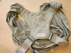 美品　Konny 抱っこひも XS-XL ライトグリーン