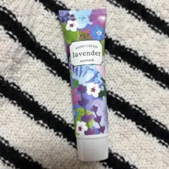 【新品未使用】サンハーブ ハンドクリーム　ラベンダー　クリーム　コスメのサムネイル