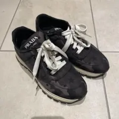 2025年最新】迷彩柄 スニーカー プラダの人気アイテム - メルカリ