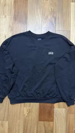 GAP 로고 자수 스웨트 블랙