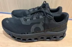 未使用 オン On クラウドサーファー2 28 オールブラック 黒 厚底 美品 