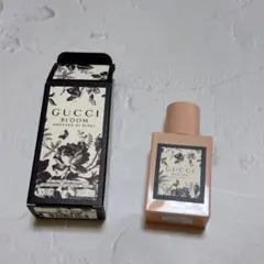 未使用に近い　GUCCI BLOOM NETTARE DI FIORI 30mlのサムネイル