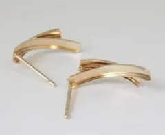 K10 Xピアス オシャレピアス