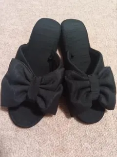 フォーマル　リボン付き黒スリッパ