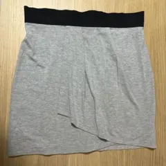 グレー タイトスカート プリーツ付き　サイズ12 (L〜XL)pilgrim