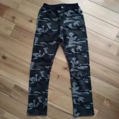 迷彩柄裏起毛パンツ