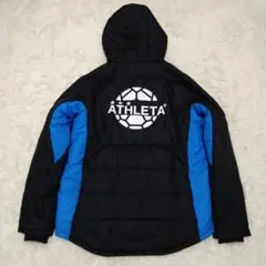 ATHLETA アスレタ ビッグロゴナイロン中綿ベンチコート ダウン風ジャケット