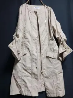 Mサイズ ナチュラルビューティーベーシック ベージュ ノーカラー軽量コート