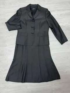 11号レディーススーツ上下セット　ダークグレー　卒業式入学式入社式