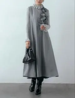 【即納】新品 アシメフラワーモチーフVネックワンピース frene同型/グレー