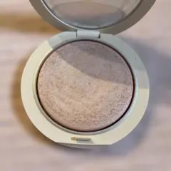 Dior ハイライト02 ピンクグロウ