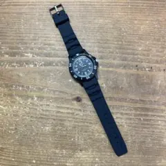 防水アナログ時計 ブラック