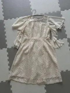 アイボリー レースドレス フリル袖