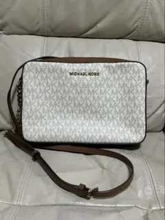 MICHAEL KORS ショルダーバッグ　マイケルコース　ショルダーバッグ