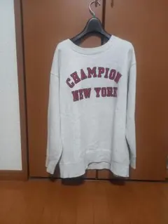 Champion NEW YORK フロッキープリント　スウェット