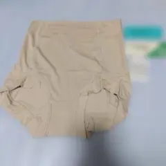 森みなの素肌やわらかショーツ24Tグレージュ 3L