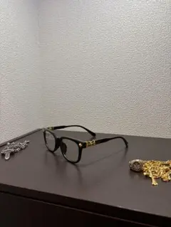 ブラックフレーム 四角形メガネ