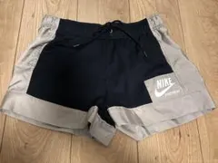 ショートパンツ