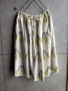 marble SUD マーブルシュッド　ミモザ刺繍 フレアスカートのサムネイル