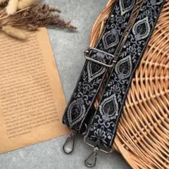 181.インド刺繍ショルダーストラップ　スマホショルダー