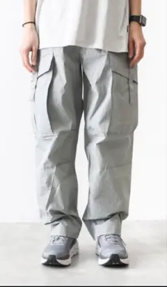 SHRINKNYLONTAFFETA TECHNICAL CARGO PANTSのサムネイル