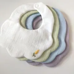 ハンドメイド　もくもくスタイ4枚セット　ミモザ刺繍　寒色系　ポコポコガーゼ